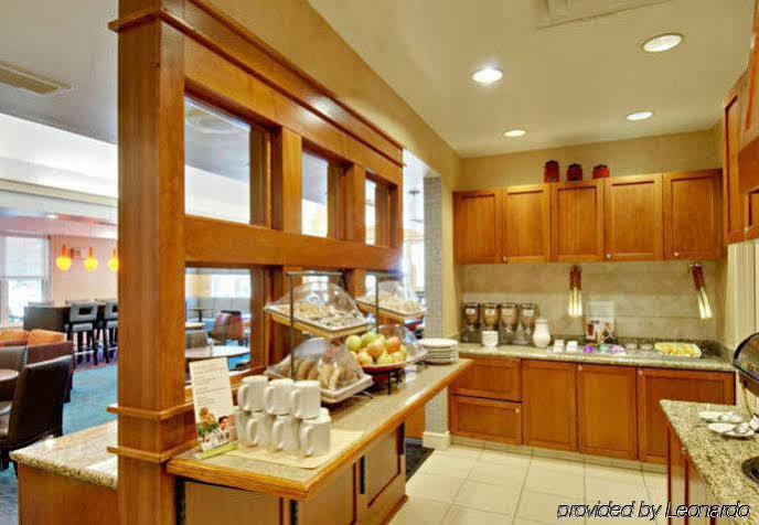 Residence Inn By Marriott Princeton At Carnegie Center Restaurant photo